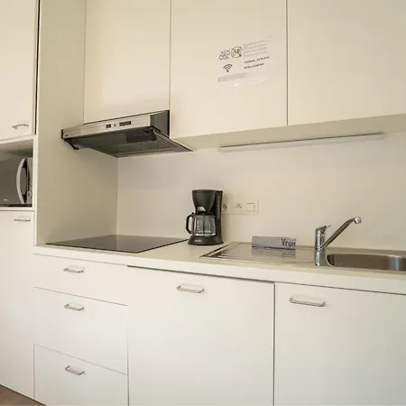 New Dahlia 16 With Parking By Interhome Nyaraló